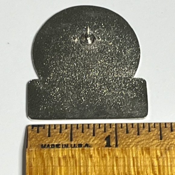 Vail, The Legacy of Vail, 1962-2019, Silver Tone Lapel Hat Pin 1.25"x1.5" - Picture 9 of 10